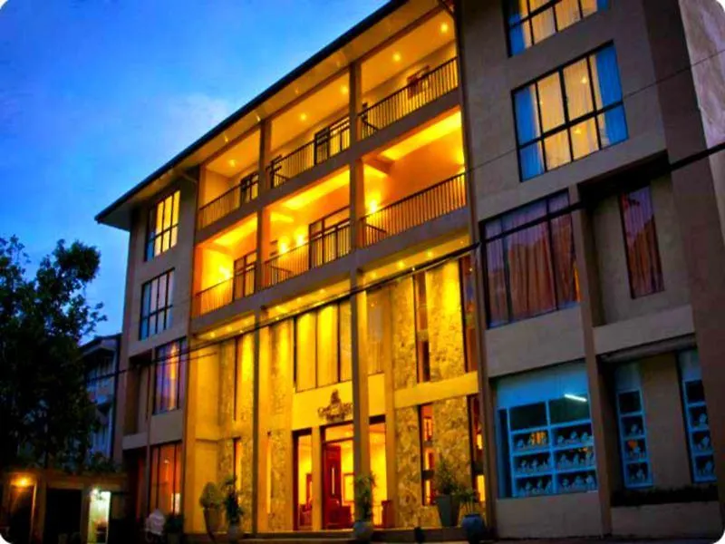 Hotel Oak Ray Regency Kandy