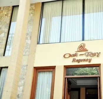Hotel Oak Ray Regency Kandy