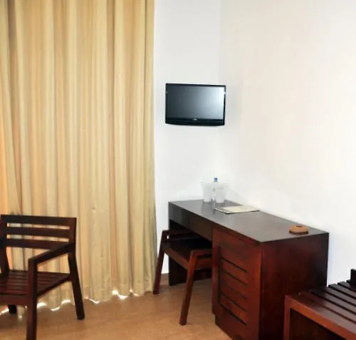 Hotel Oak Ray Regency Kandy